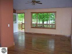 8387 Bent Pine Dr - Photo 3 of 16