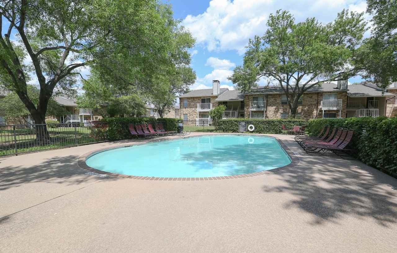 Carrollton Oaks Apartments 2500 Guerrero Dr, Carrollton, TX 75006