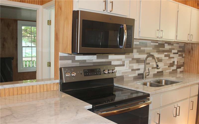 739 Laurel Ridge Dr - Photo 2 of 22