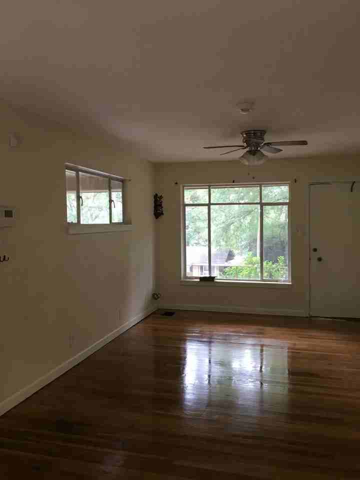 9 Woodcliff Cir - Photo 2 of 6