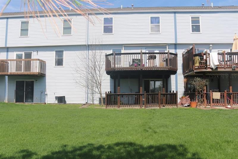 776 Sunset Cir - Photo 2 of 13