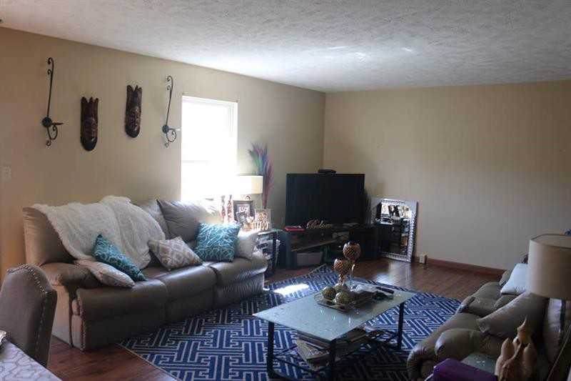 776 Sunset Cir - Photo 3 of 13