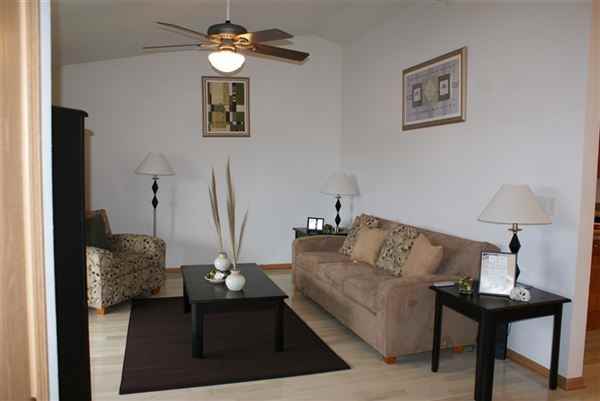 Villa Royale Apartments - Photo 2 of 11