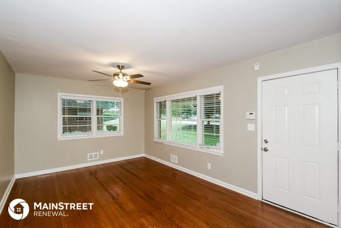 1794 Broadwell St SW - Photo 3 of 15
