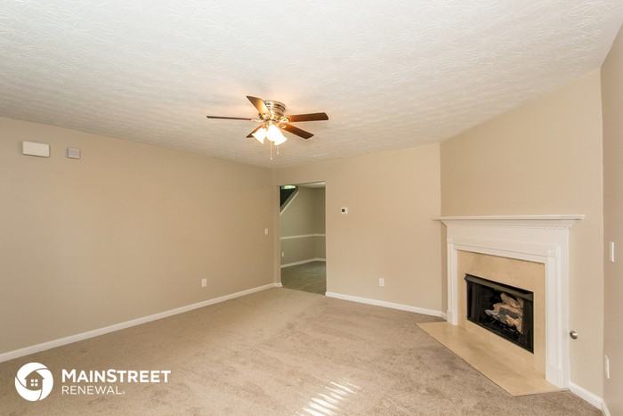 9510 Lakeview Rd - Photo 3 of 15