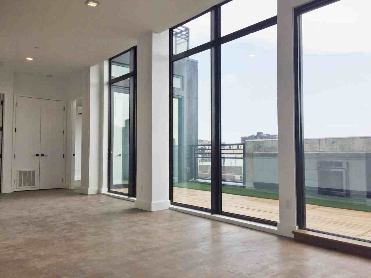 125 Borinquen Place #714