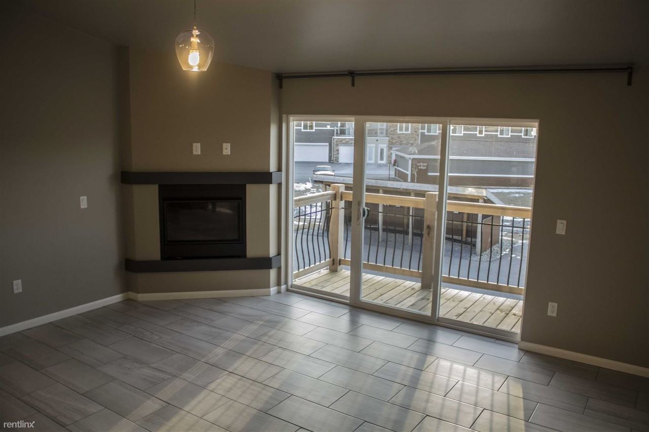 2357 Sunny Ln - Photo 2 of 5