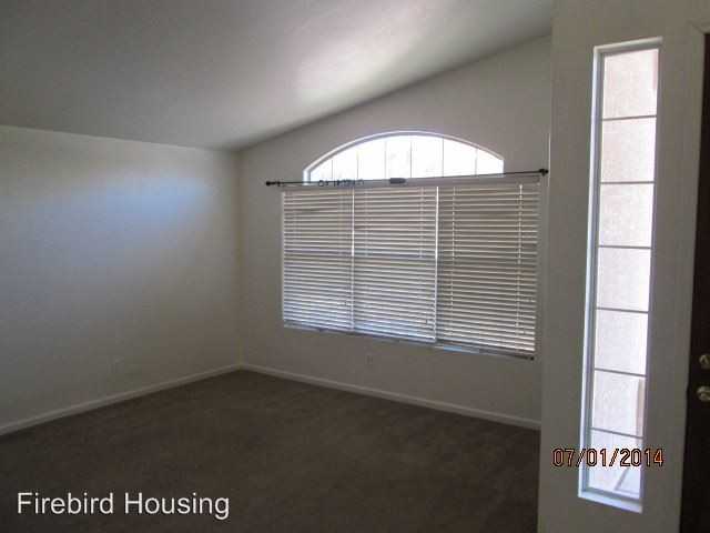 630 W Madero Ave - Photo 2 of 15