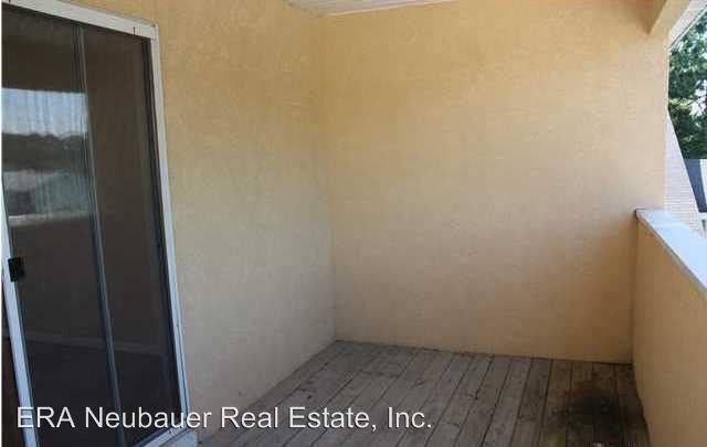 8227 S Lagoon Dr - Photo 2 of 9