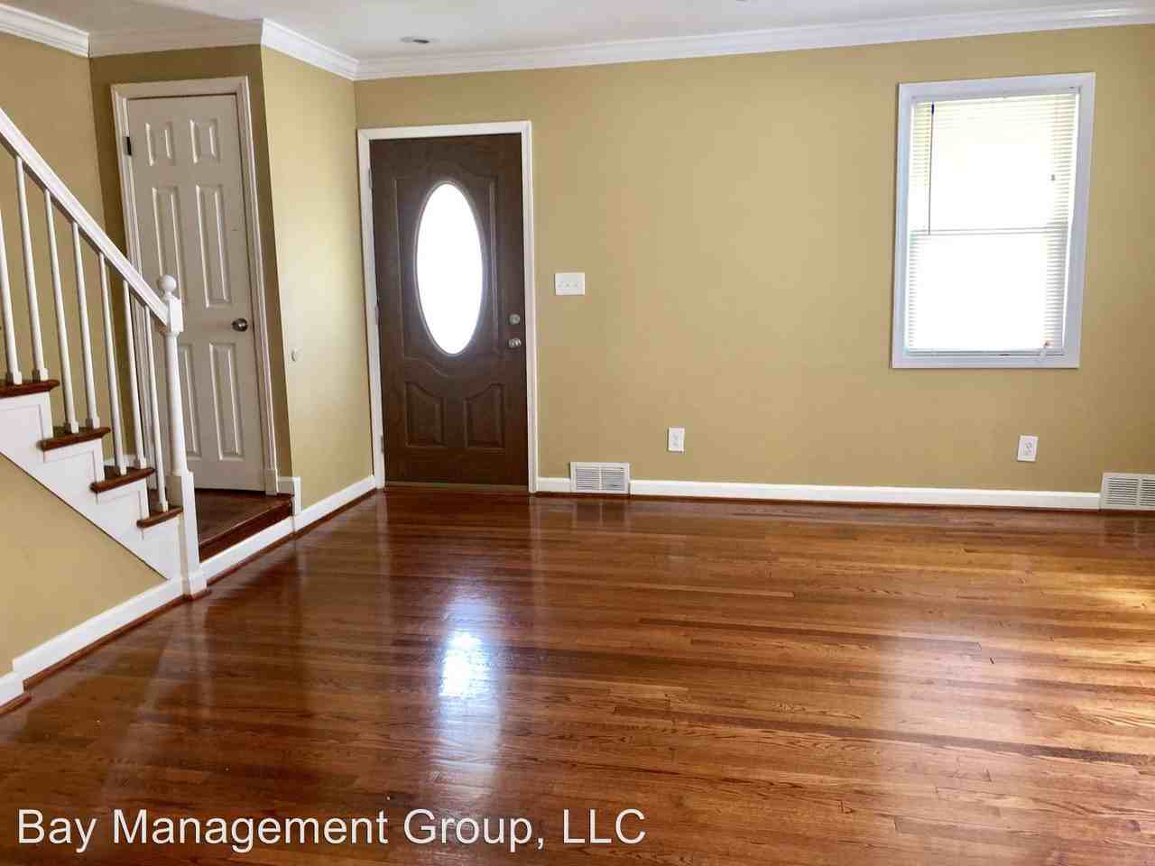 1548 Stonewood Rd - Photo 2 of 17