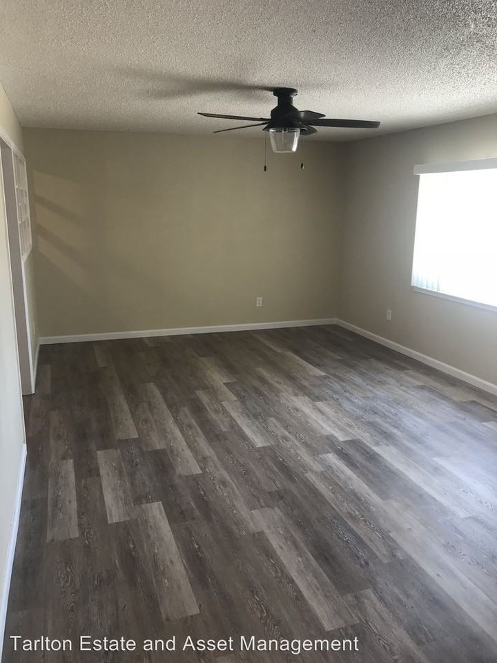 3042 W Mendes Dr - Photo 2 of 13