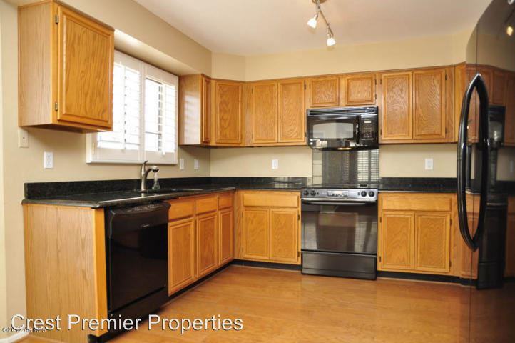 1205 E Michigan Ave - Photo 3 of 32