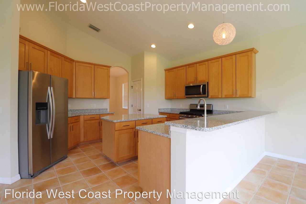 395 Snapdragon Loop - Photo 2 of 27