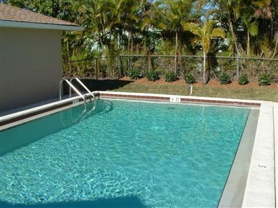 4234 SE 19TH PLACE - Photo 2 of 15