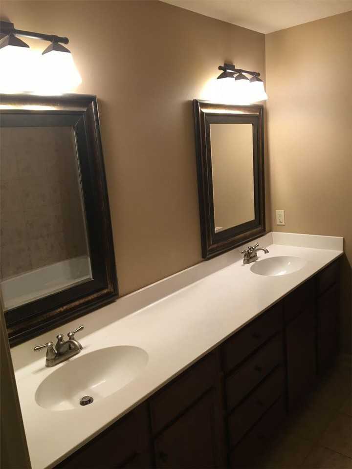330 Wildwood Point - Photo 2 of 5