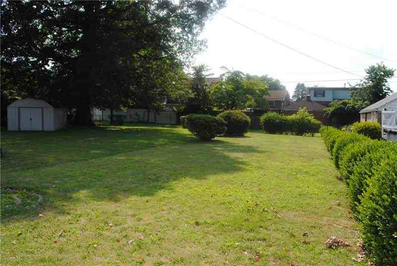112 Shady Ave - Photo 3 of 5