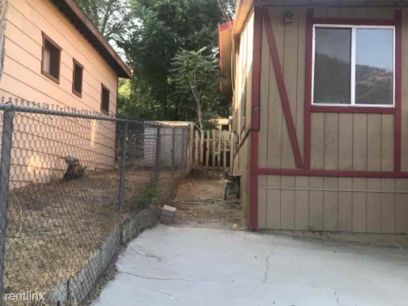 4121 Maple Trail - Photo 2 of 12