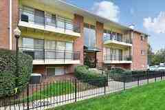 Capital Crossing - Photo 2 of 5