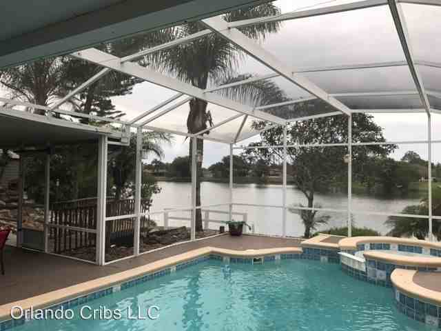 2329 Albion Ave - Photo 3 of 9