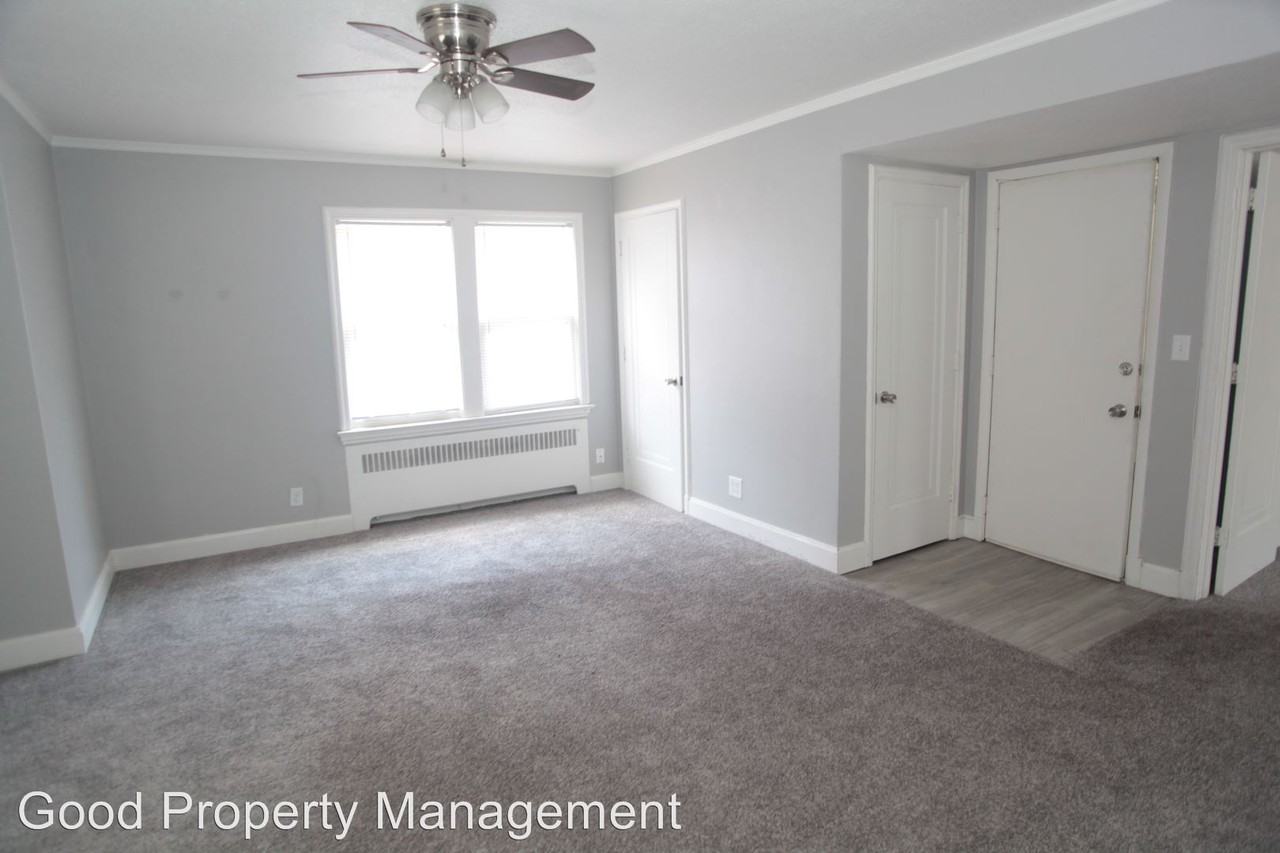 2200 7th Avenue - Photo 2 of 9