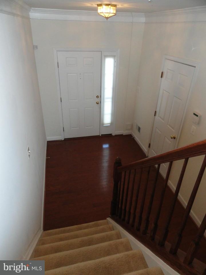 12730 Gladys Retreat Cir - Photo 2 of 19