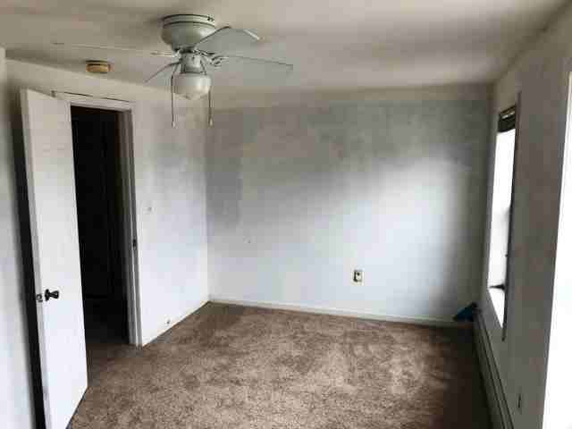 1036 N Franklin Blvd - Photo 2 of 15