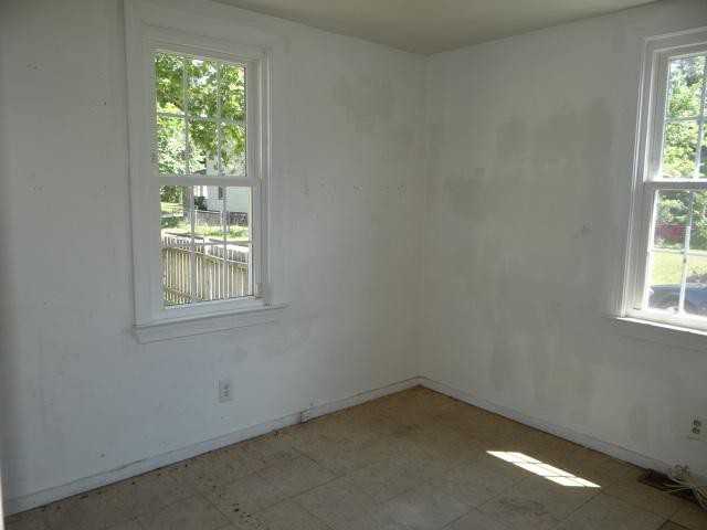 201 W Washington St - Photo 2 of 20