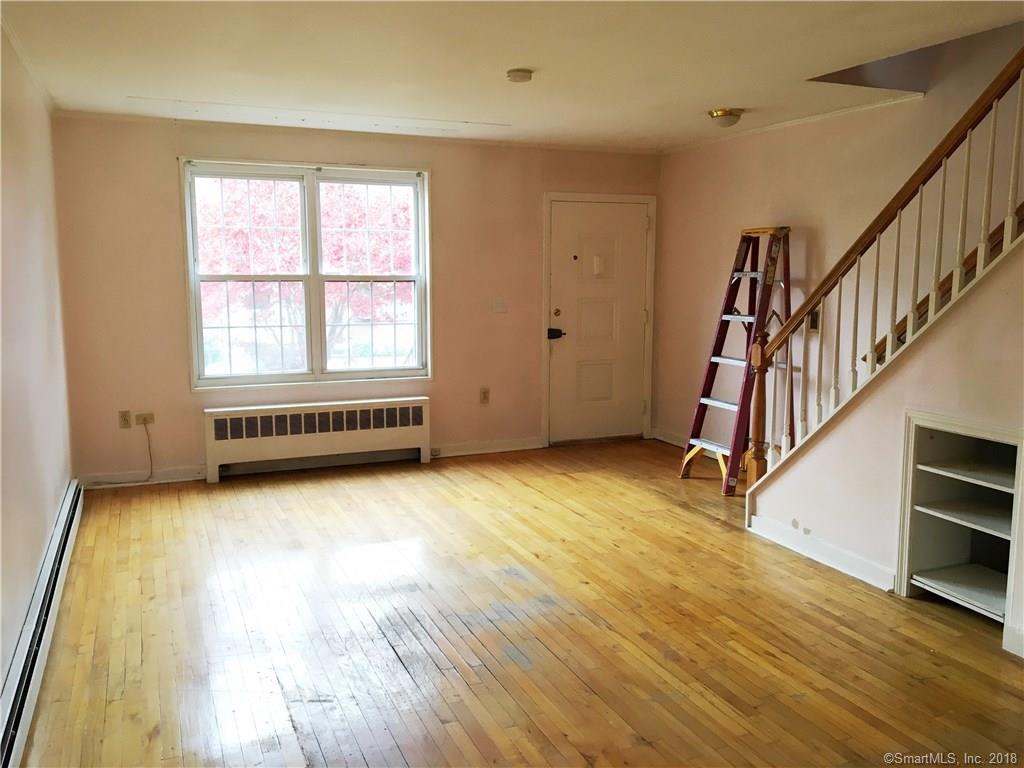 259 Pennsylvania Ave - Photo 3 of 14