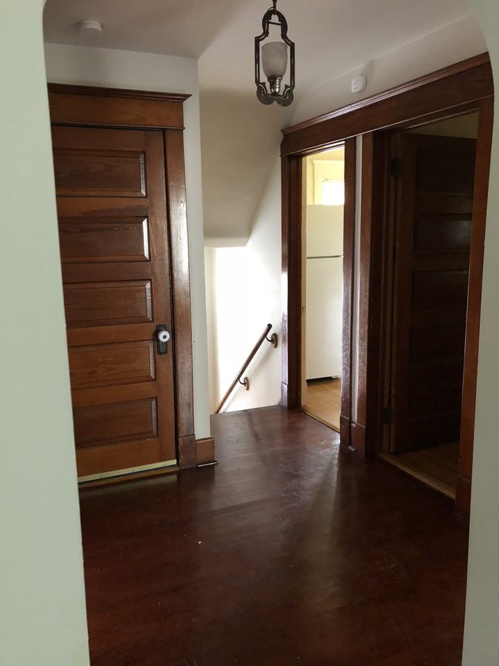 2325 1/2 N Ripley Street - Photo 3 of 8