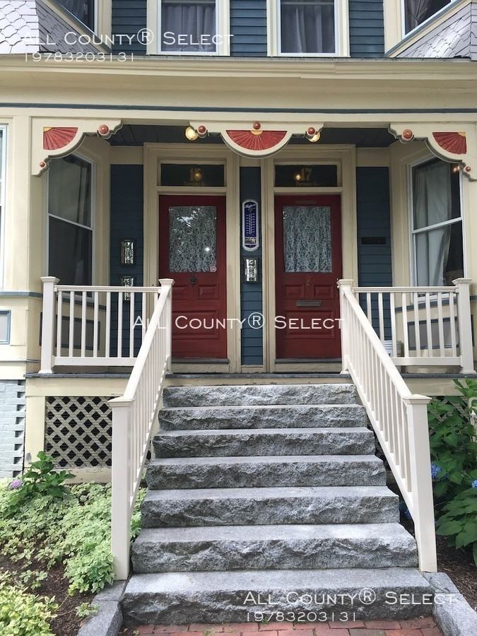 15 Forrester St 3, Salem, MA 01970 2 Bedroom Apartment for Rent