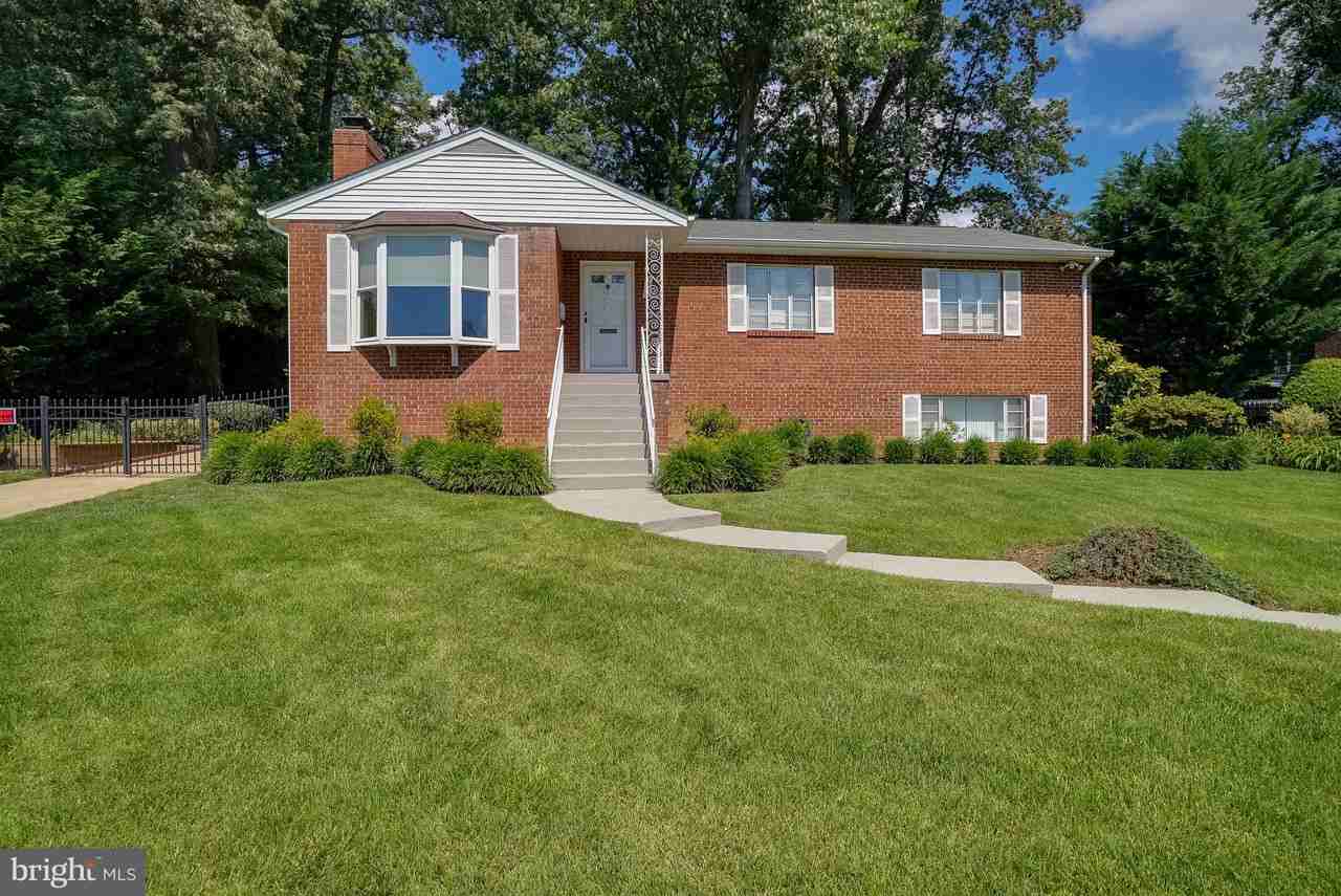 3146 Ravenwood Dr - Photo 2 of 30