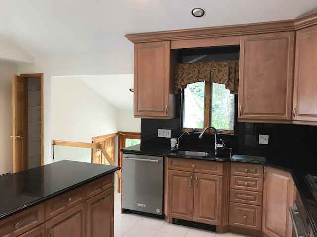 2488 April Ln - Photo 3 of 9