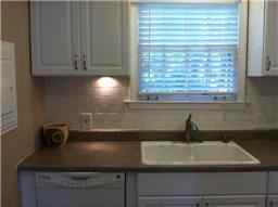 703 Wilsonwood Pl - Photo 3 of 9