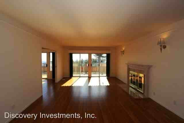 211 Scenic Ave - Photo 2 of 29