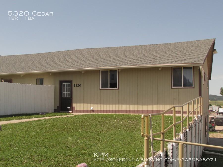 5320 Cedar St - Photo 2 of 10