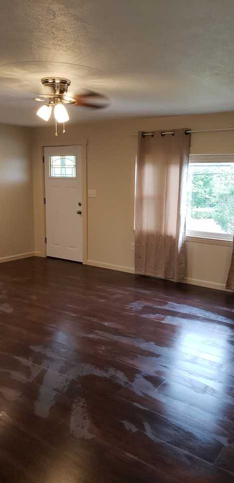 131 Hawthorne Street - Photo 3 of 16