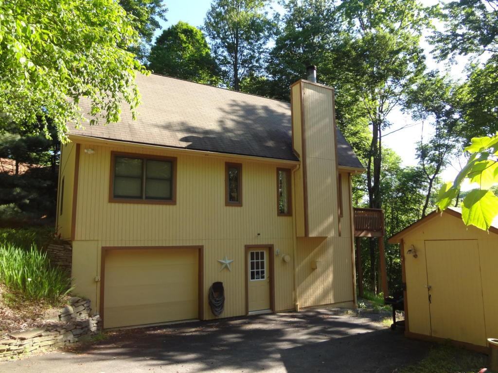 104 Briarwood Dr - Photo 2 of 35