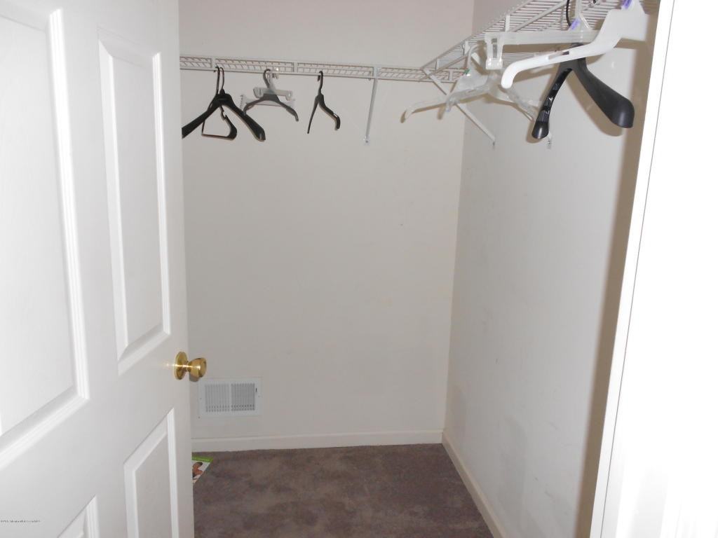 6 N Olympia Dr - Photo 3 of 28