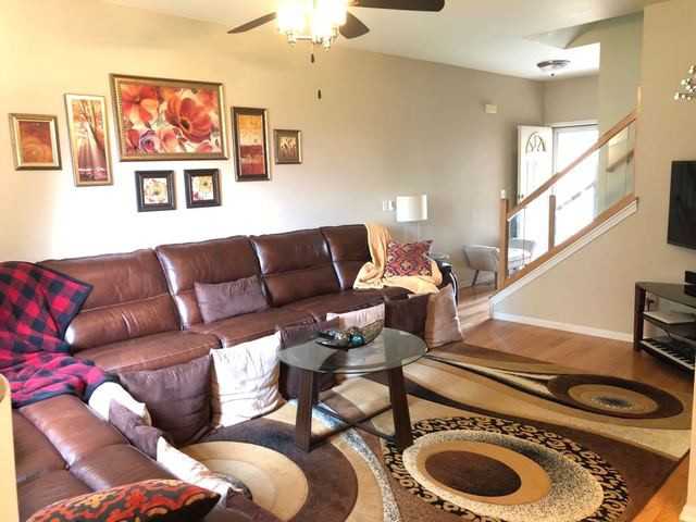 1655 Windward Ave - Photo 3 of 19