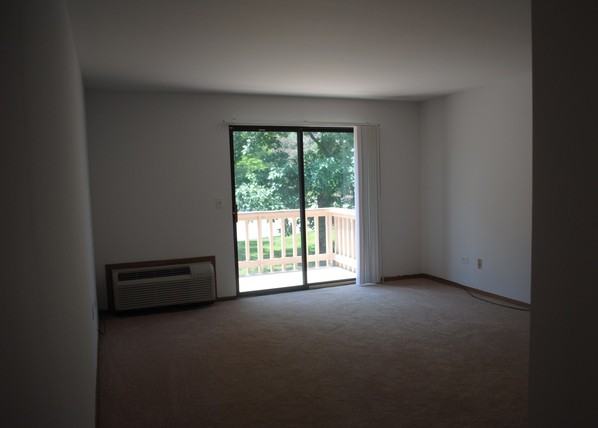 33535 N Royal Oak Ln #207 - Photo 3 of 14