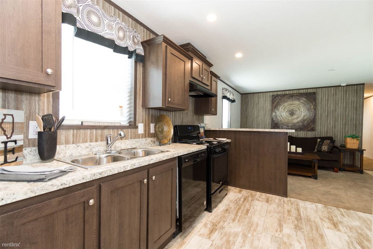 46 Berry Ln - Photo 3 of 23