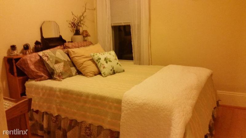 62 Charles St - Photo 3 of 10