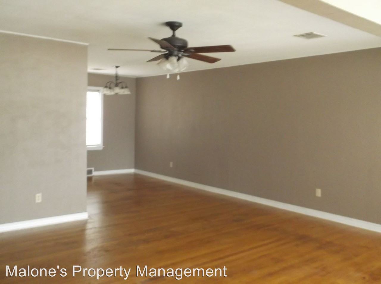5301 N Walker Ave - Photo 2 of 8