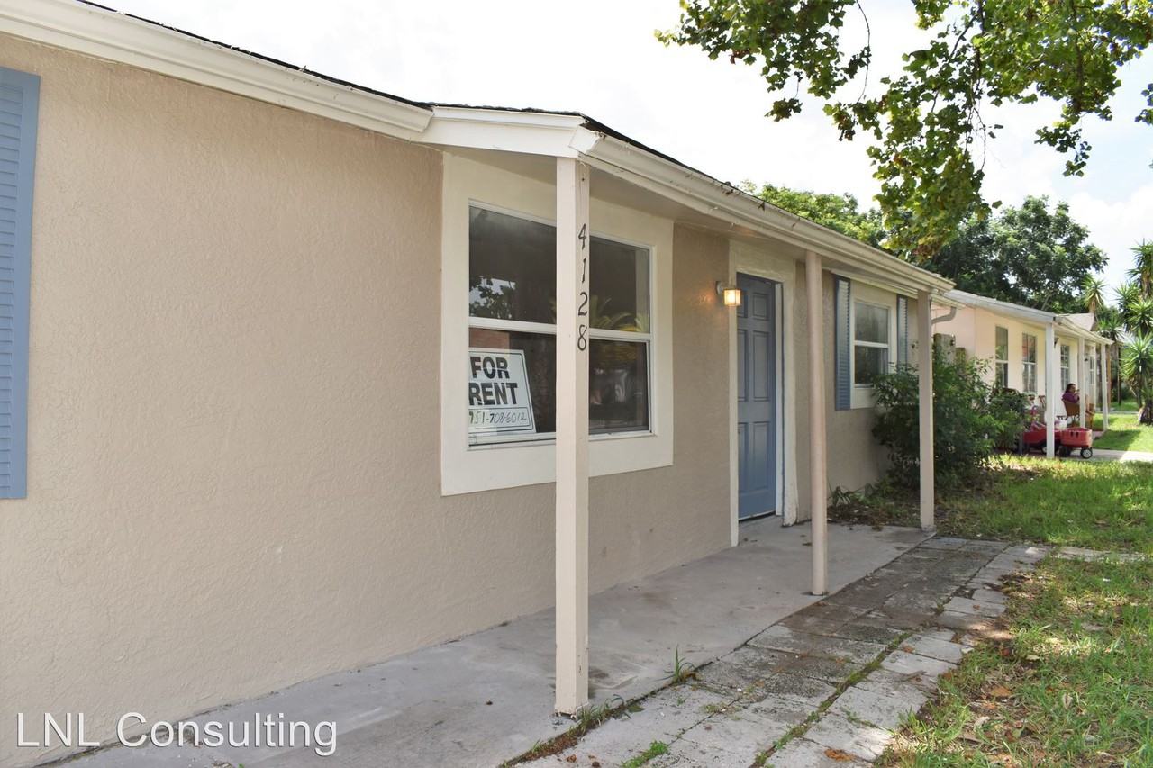 4128 Mesa Dr - Photo 2 of 19