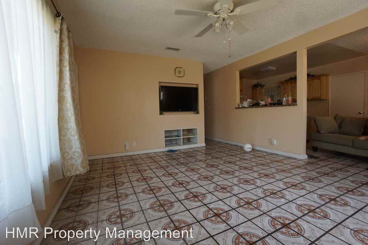 8020 Linwalt St - Photo 2 of 22