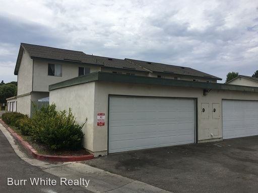 260 Carriage Dr #E - Photo 3 of 9