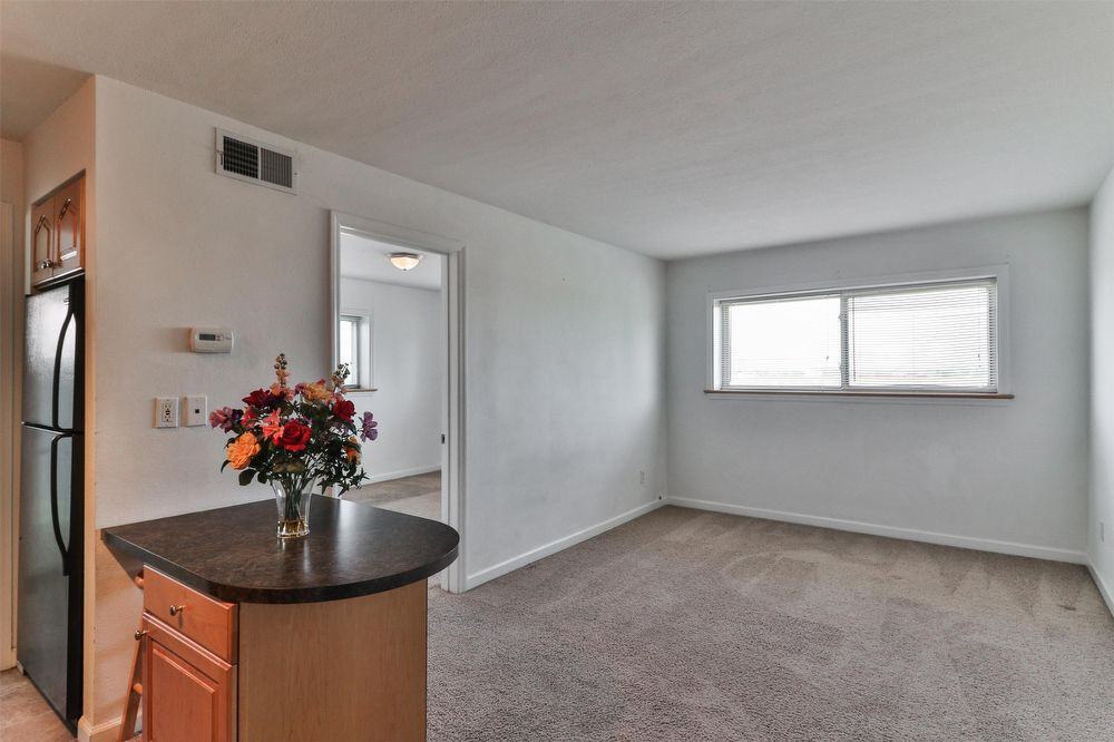 3850 Park Ave - Photo 2 of 9