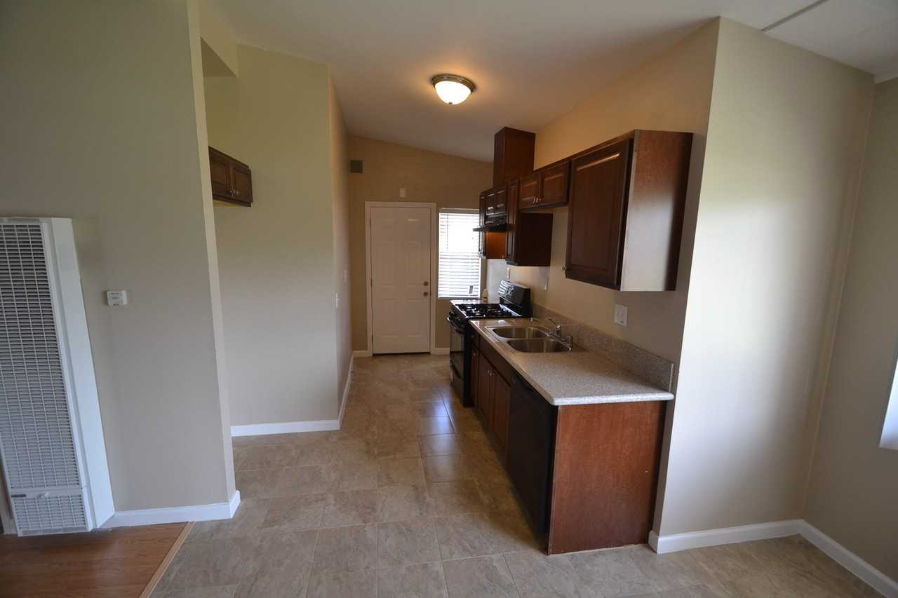 2122 E Norma Ave - Photo 2 of 7