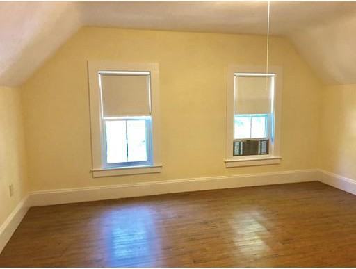 48 Swanton St #1r - Photo 2 of 11