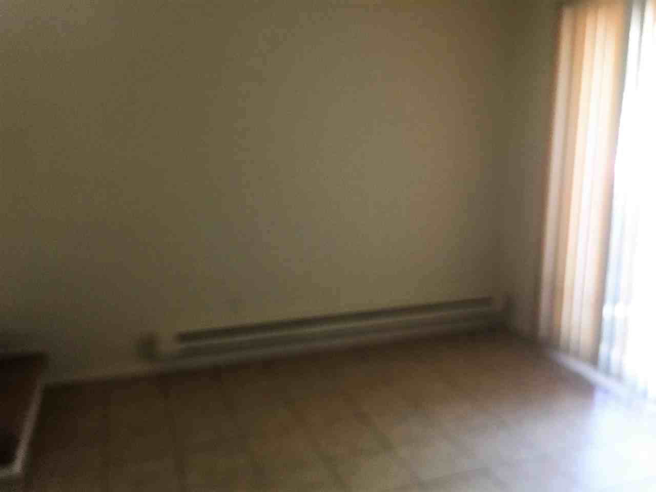 44 Lexington Blvd - Photo 3 of 16